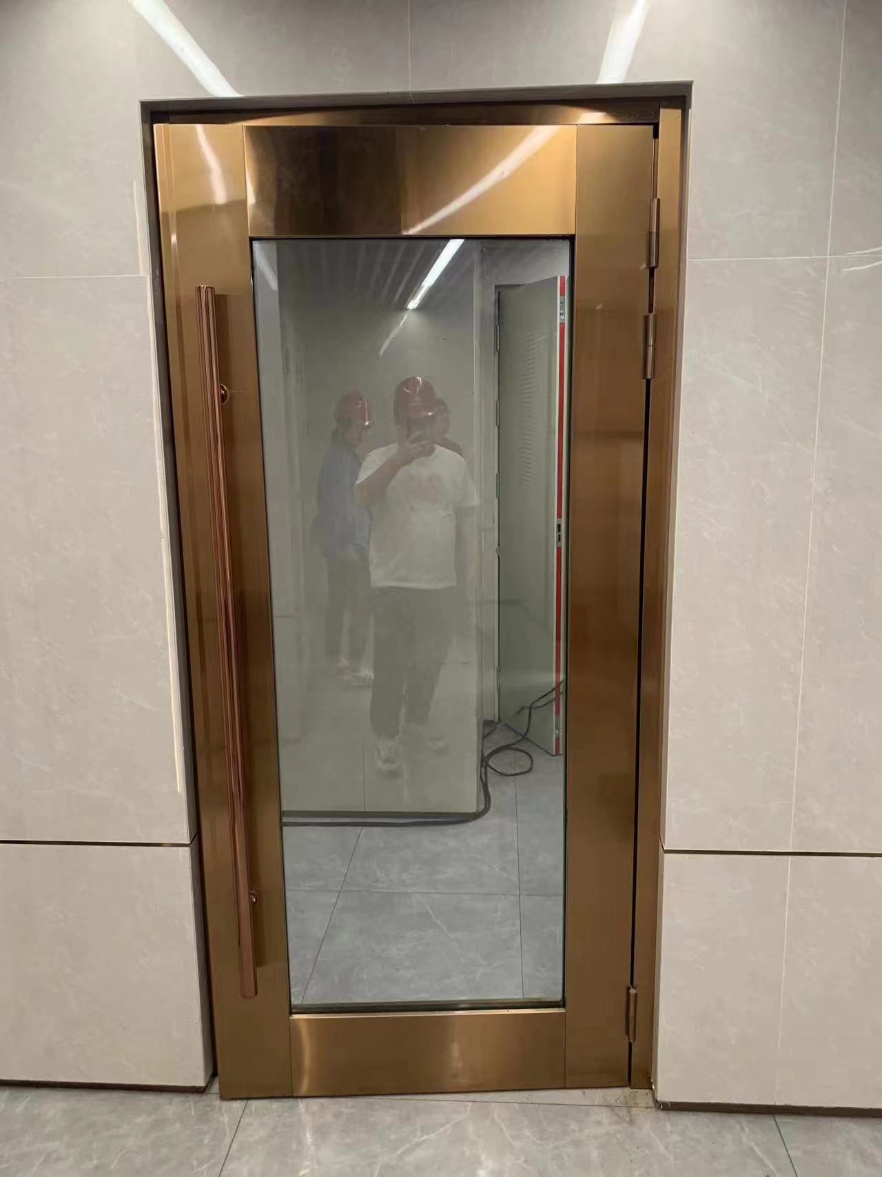不锈钢玻璃防火门图片